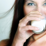 Lo sperma fa bene alla salute della donna e combatte la depressione