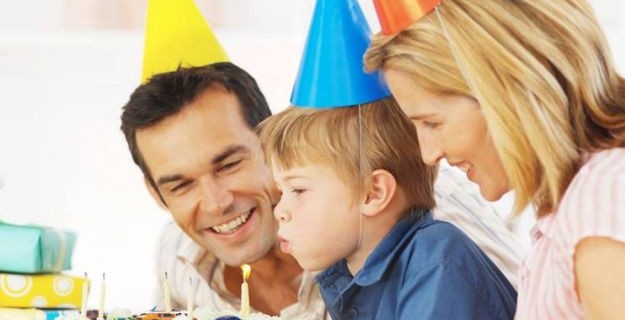 Figli unici: bambini soli o più coccolati? Figli unici: bambini soli o più coccolati?