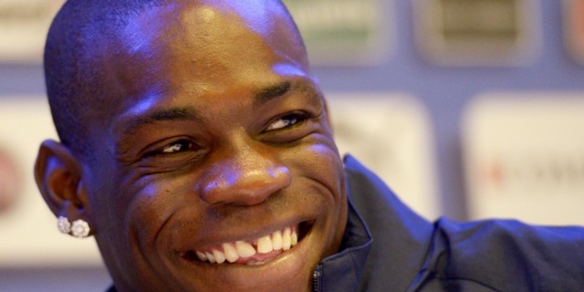 Mario Balotelli torna con Raffaella Fico Mario Balotelli torna con Raffaella Fico