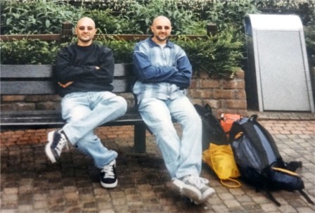 Eutanasia: tragico epilogo per due gemelli uniti dalla nascita fino alla morte