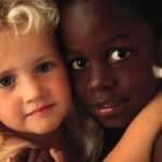 Adottare un bambino. Una scelta coraggiosa, responsabile e soprattutto un atto d'amore.