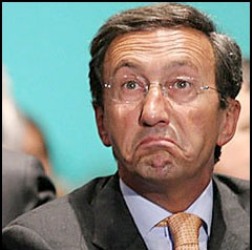 Scandalo politica italiana: ecco cosa ci costeranno i politici cacciati dal Parlamento