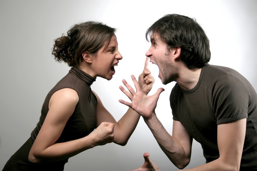 Come trasformare un Litigio distruttivo in Discussione Costruttiva Come trasformare un Litigio distruttivo in Discussione Costruttiva