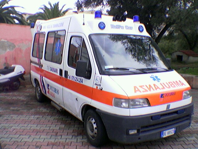 Muore in un incidente a 20 anni: gli sciacalli lo derubano Muore in un incidente a 20 anni: gli sciacalli lo derubano