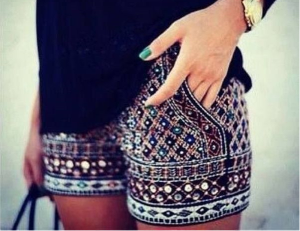 shorts per donne con pancetta