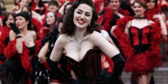 addio al nubilato: a lezione di burlesque