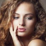Come Eliminare Definitivamente L'Effetto Crespo Dai Capelli