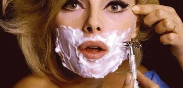 I dermatologi consigliano: "Donne, fatevi la barba" I dermatologi consigliano: "Donne, fatevi la barba"