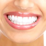 13 Alimenti che Ti Aiutano a Sbiancare in Modo Naturale i Denti