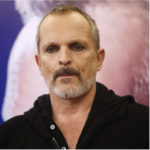 La nipote muore di cancro. Insulti sul web a Miguel Bosé: "Dio ti ha punito perché sei omosessuale" La nipote muore di cancro. Insulti sul web a Miguel Bosé: "Dio ti ha punito perché sei omosessuale"