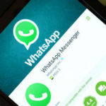 WhatsApp, in arrivo grandi novità: videochiamate di gruppo e adesivi