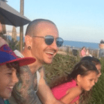 La moglie di Chester Bennington: "I pensieri suicidi erano lì, ma tu non lo sapevi"