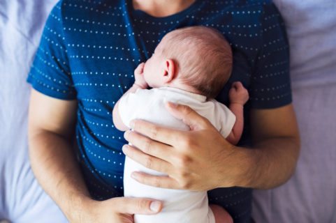 Neonata down rifiutata da 7 famiglie adottive, per lei l'amore di un papà single Neonata down rifiutata da 7 famiglie adottive, per lei l'amore di un papà single