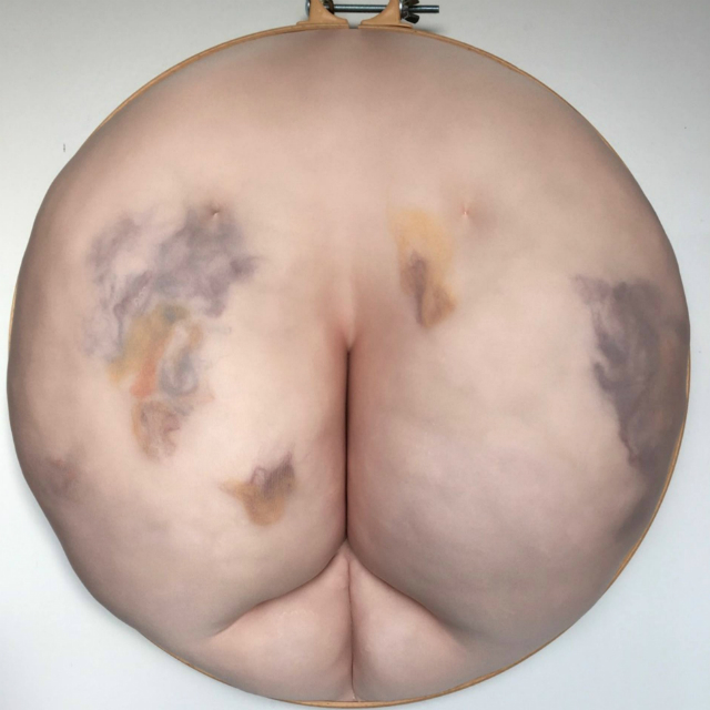 Il vero corpo delle donne in 13 opere di Sally Hewett