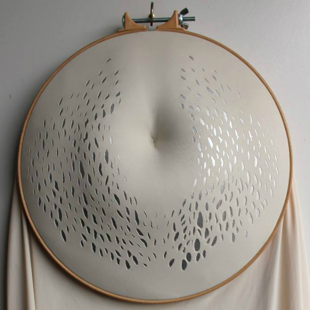 Il vero corpo delle donne in 13 opere di Sally Hewett