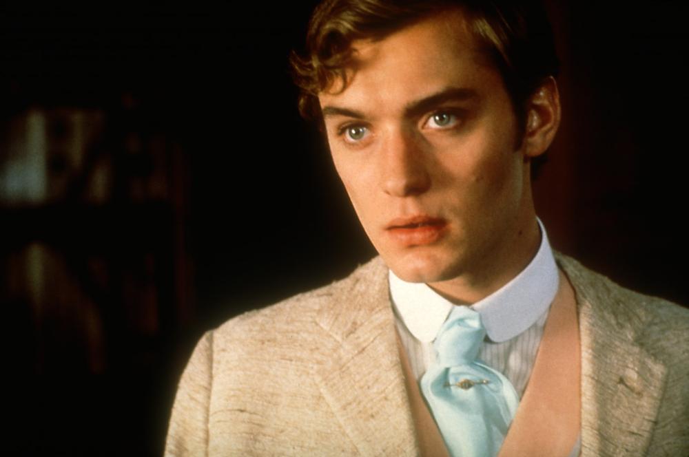13 personaggi (e altrettanti motivi) per cui ci siamo innamorate di Jude Law