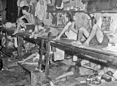 Quando l'oppio si fumava per "piacere": la dipendenza dalla droga nell'800 in 21 scatti