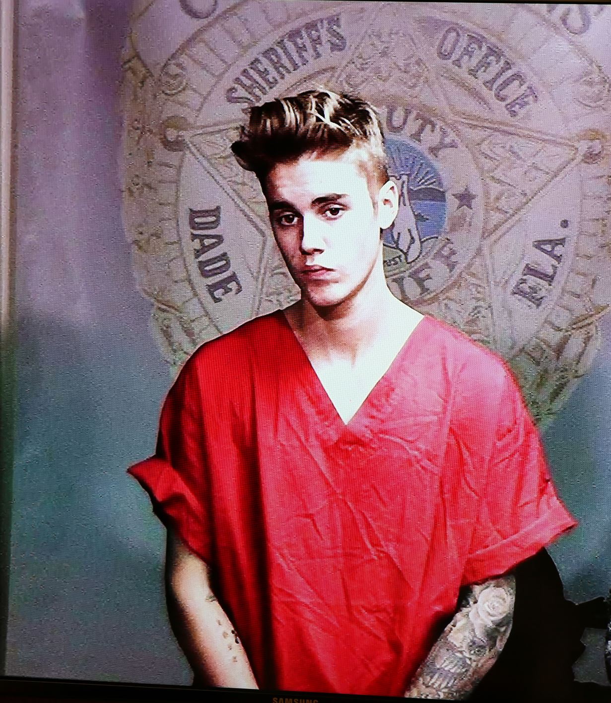 Justin Bieber: eccessi e redenzioni tra malattia di Lyme e lettura della Bibbia