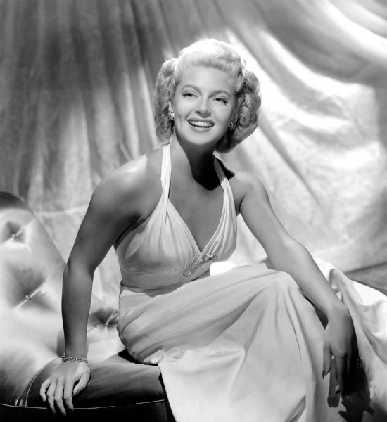 Quando Lana Turner fu salvata dalla figlia, che osò uccidere il fidanzato della madre