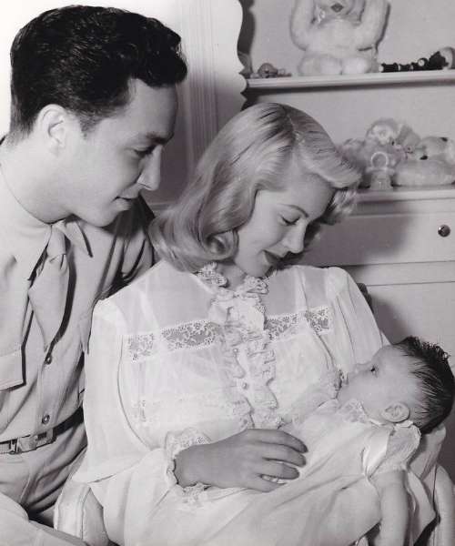Quando Lana Turner fu salvata dalla figlia, che osò uccidere il fidanzato della madre