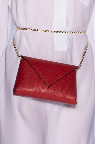 Il ritorno del marsupio: la borsa del 2018 è la fanny pack o belt bag