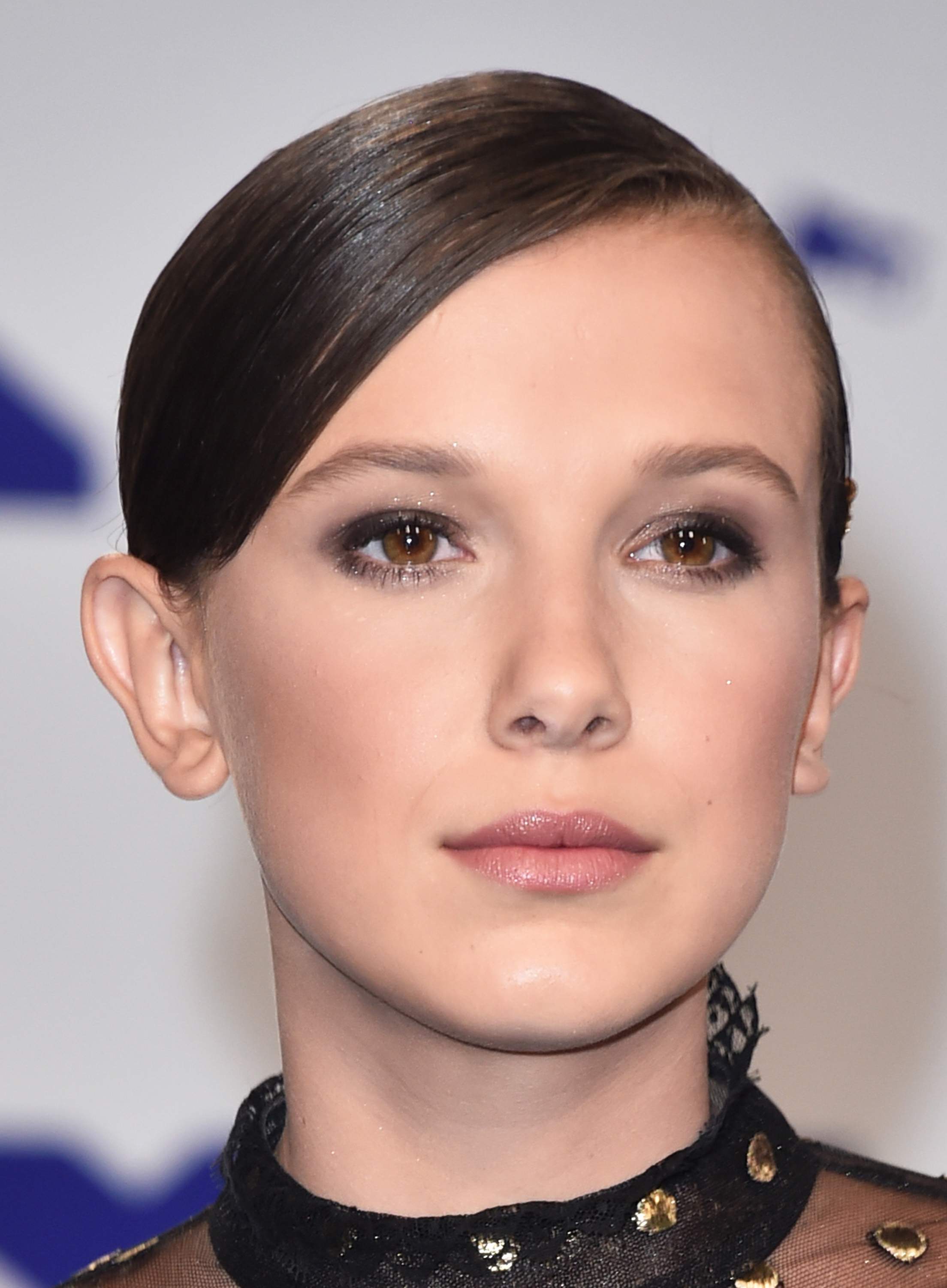 Millie Bobby Brown e il rischio di essere considerati adulti prima del tempo