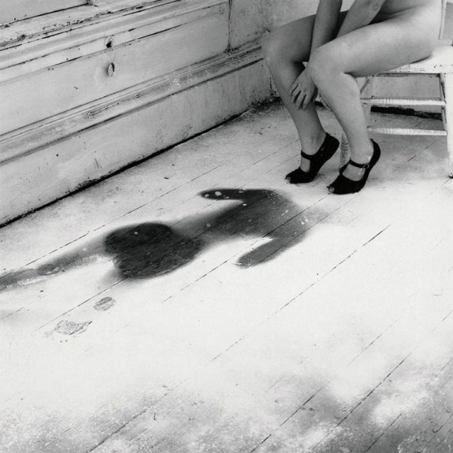 I ritratti disperati di Francesca Woodman, che si suicidò a 22 anni