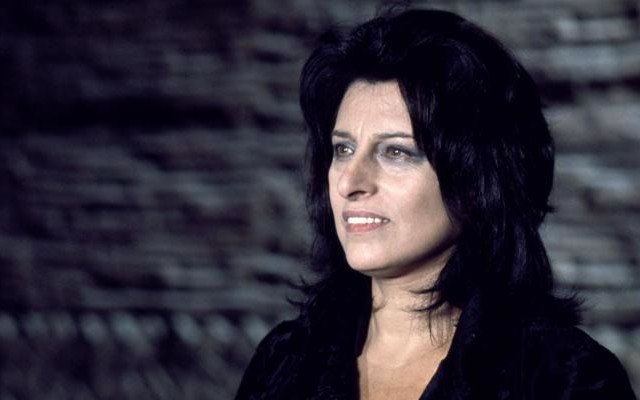 Anna Magnani: una vita intera per imparare a rinunciare a quella carezza