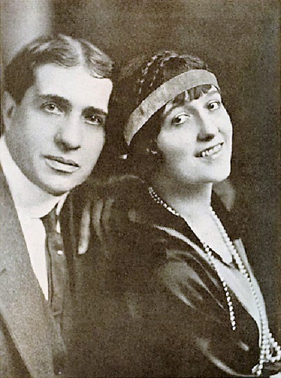 Lina Cavalieri, la "donna più bella del mondo" che diede "il bacio più bello"