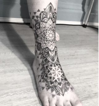 9 idee per mandala tattoo e il significato del tatuaggio più ricco di significati 9 idee per mandala tattoo e il significato del tatuaggio più ricco di significati