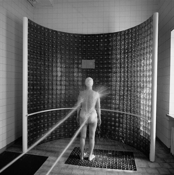Cosa dicono i corpi delle persone ai bagni e alle terme