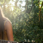 Sai suonare la chitarra? Un’app ti paga per insegnare