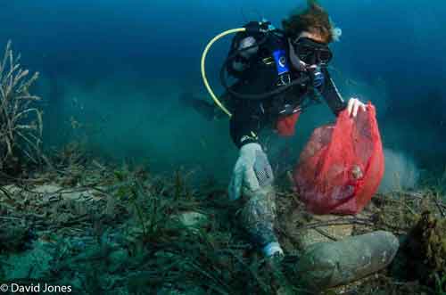 Il pianeta di plastica: come stiamo uccidendo la nostra terra