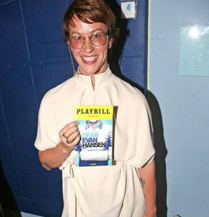 Alanis Morissette, risollevarsi dalla violenza sessuale e dalla dipendenza d'amore