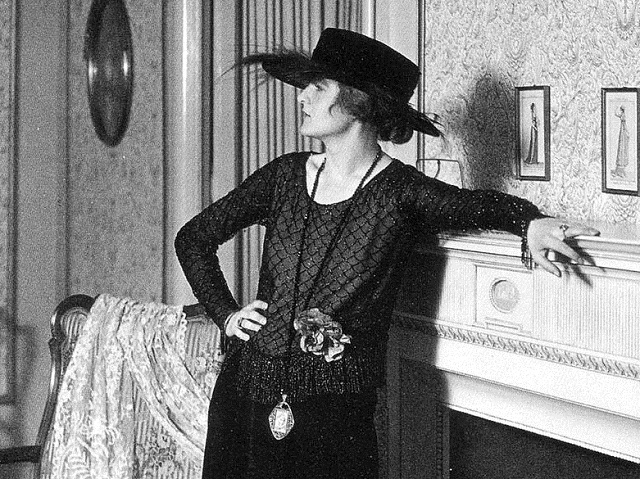 "La danza della depravazione" di Anita Berber, la ballerina che ballava a seno nudo