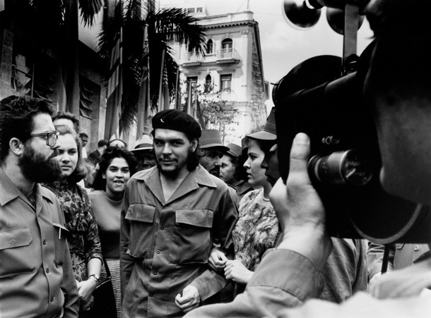 "Sapevi chi ero. Amami, ma capiscimi": la solitudine delle donne di Che Guevara