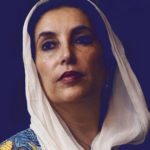 Benazir Bhutto, la donna uccisa per rimettere tutte le altre "al loro posto"