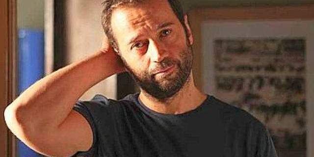Fabio Volo, ovvero come si trasforma un dongiovanni impenitente in marito fedele Fabio Volo, ovvero come si trasforma un dongiovanni impenitente in marito fedele