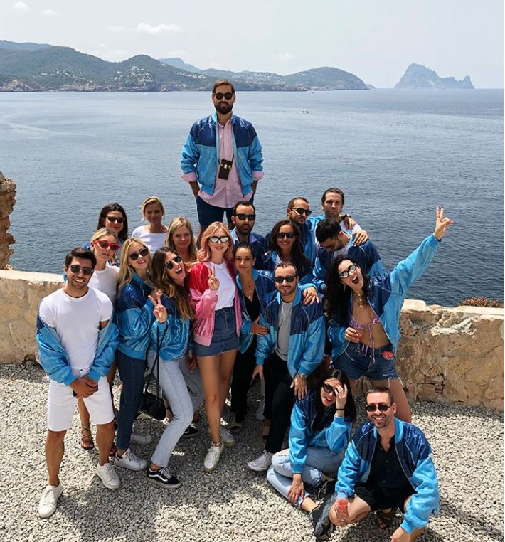 L'addio al nubilato di Chiara Ferragni, che non è più bionda ma... Pink