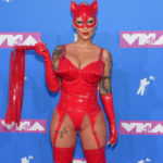 Gli abiti effetto nudo (o nudi proprio) più estremi visti agli MTV VMA 2018