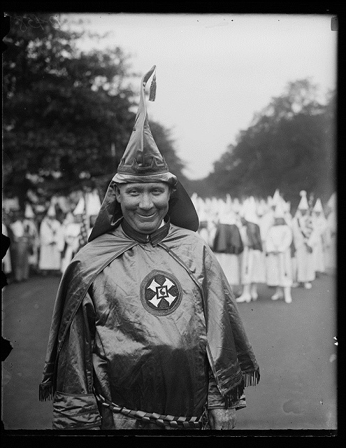 Bambini linciati e impiccati e i 15 peggiori crimini del Ku Klux Klan