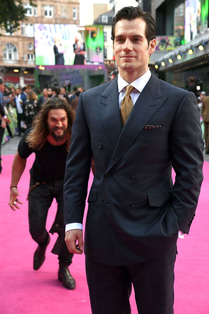 24 foto che dimostrano il lato ironico e dolcissimo di Jason Momoa