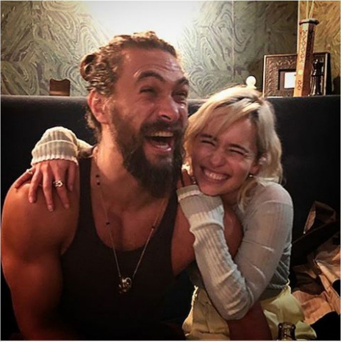 24 foto che dimostrano il lato ironico e dolcissimo di Jason Momoa