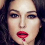 Come invecchia una diva: Monica Bellucci, "la menopausa è una liberazione"