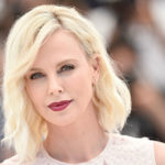 Charlize Theron: "Quella notte in cui mia madre ha ucciso mio padre davanti a me"