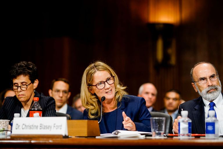 Christine Blasey Ford: le donne vittima di violenza sono vittime non deboli