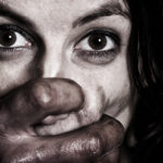 Identikit: chi sono gli uomini che violentano le italiane