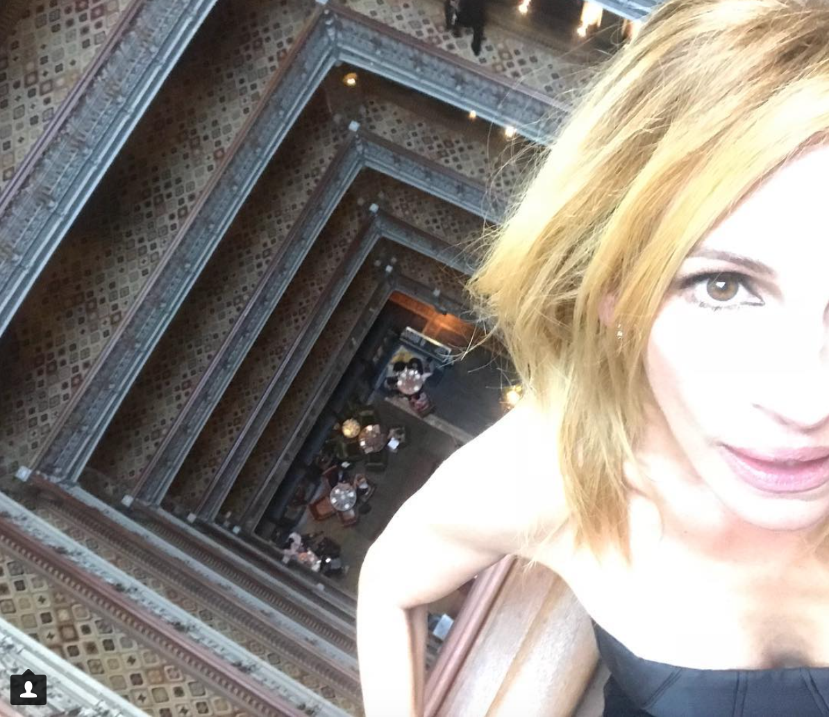 "Mi hanno ferita": Julia Roberts e quei commenti alla sua foto senza trucco