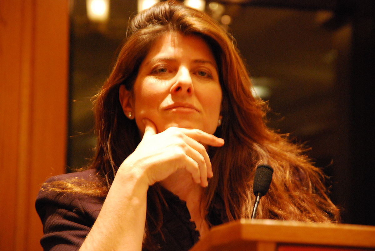 Naomi Wolf: "Perché la mia vagina fa paura"