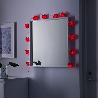 Il Natale secondo Ikea: 20 cose da comprarsi o da regalare